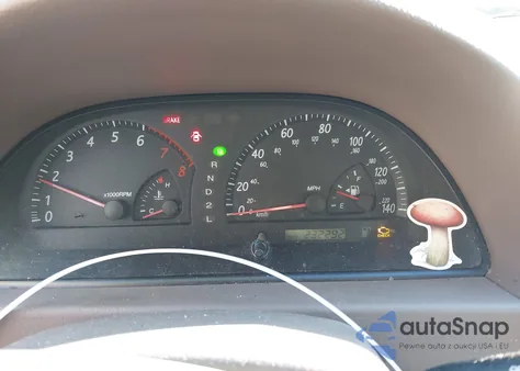 2002 Toyota Camry Le z USA, uszkodzony, nr VIN 4T1BE32K32U104497